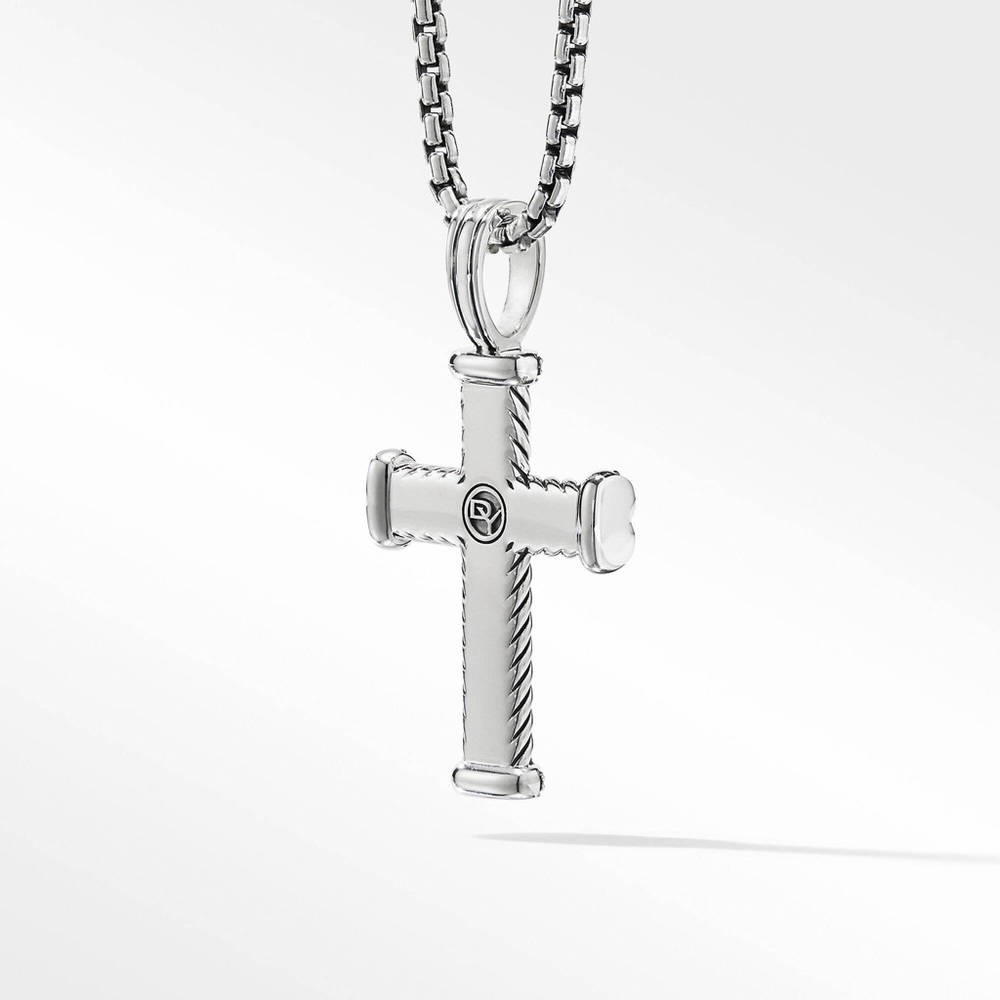 DAVID YURMAN CHEVRON CROSS PENDANT IN STERLING SILVER WITH PAVÉ BLACK DIAMONDS - Picture 4 of 4